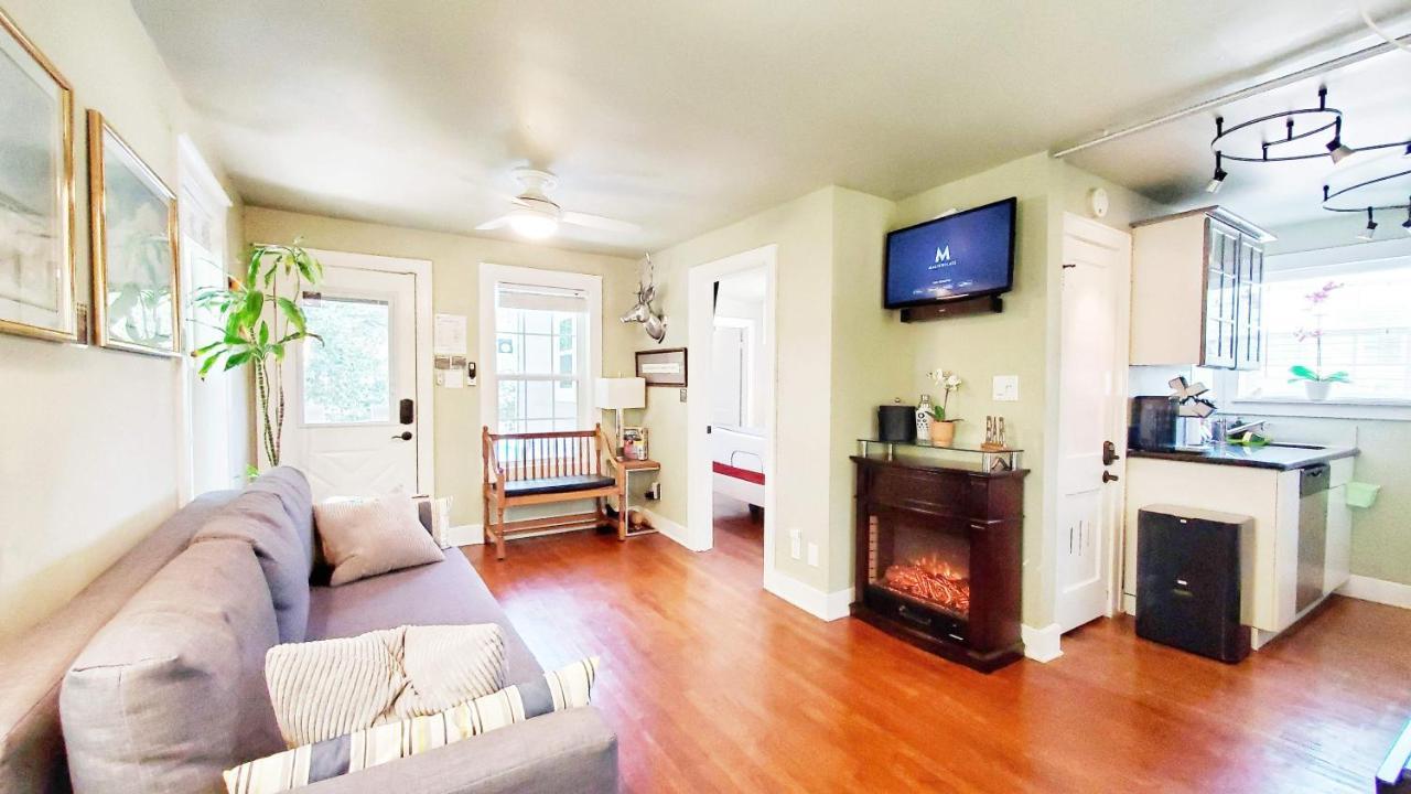 Ut Moody Center Downtown Eco Pecan Tree House Free Wifi Parking Quiet Office 오스틴 외부 사진